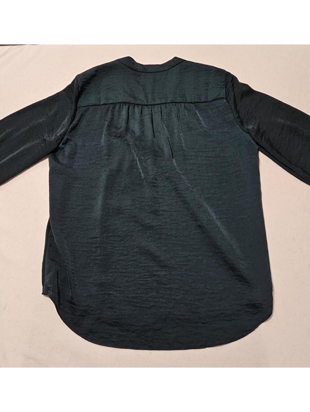 Vince Camuto Black V-Neck Long Sleeve Blouse - Picture 5 of 6